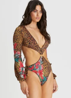 One Pieces^Aqua Blu Monaghan One Piece Poppy
